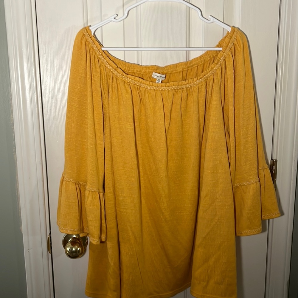 Max Studio Off-shoulder Top